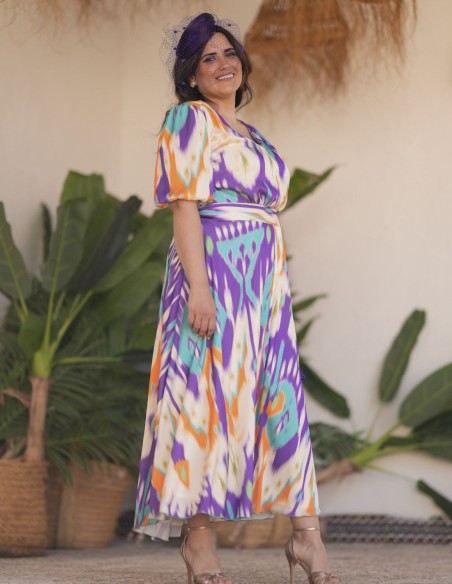 Vestido midi de invitada con tejido fluido estampado