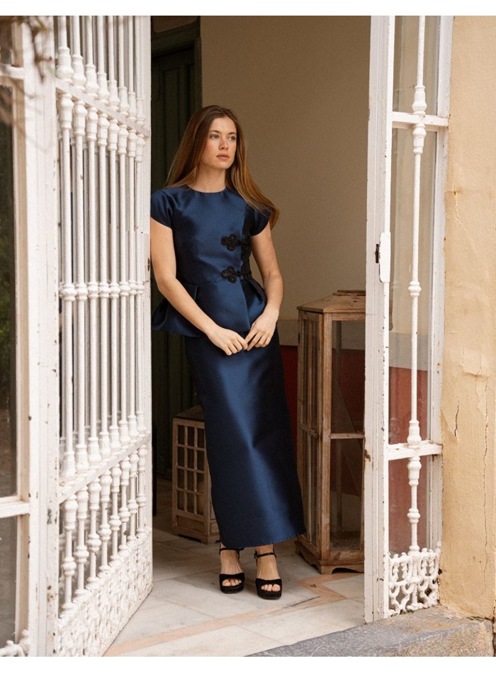 Falda midi de invitada en mikado de color azul