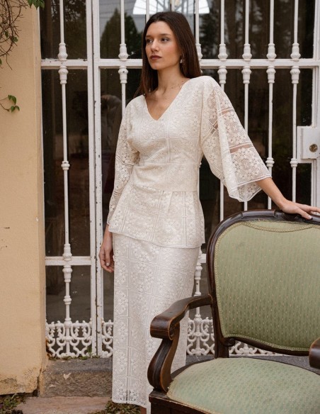 Top de encaje para invitada en color blanco