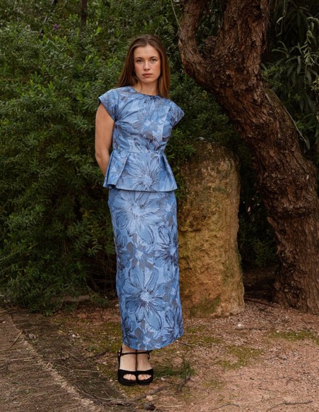 Straight cut midi skirt with floral print