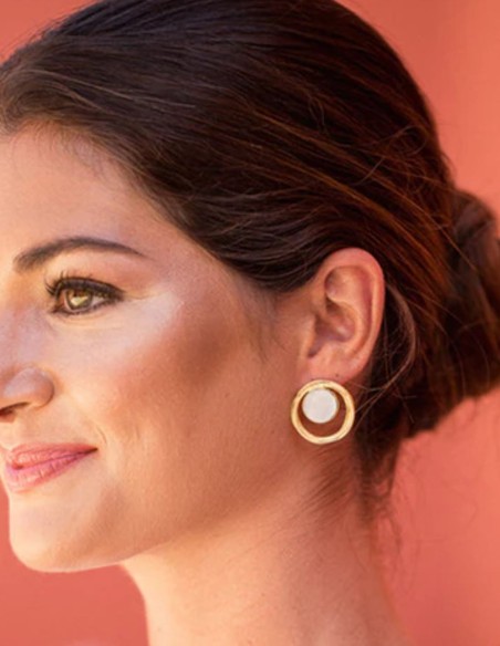 Pendientes de circunferencias con piedra interior en color blanco