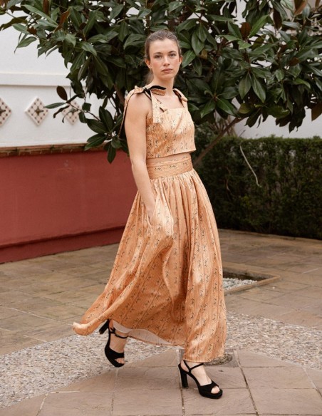 Top de tirantes con lazada y estampado para invitada