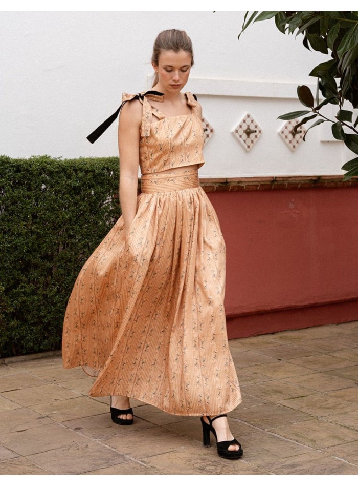 Top corto de tirantes con lazada y estampado