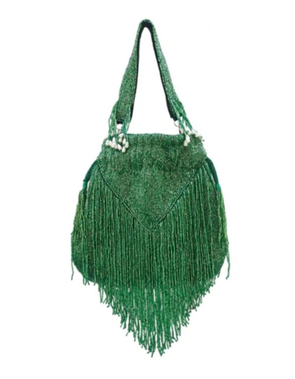Bolso bombonera con abalorios y flecos en color verde 2