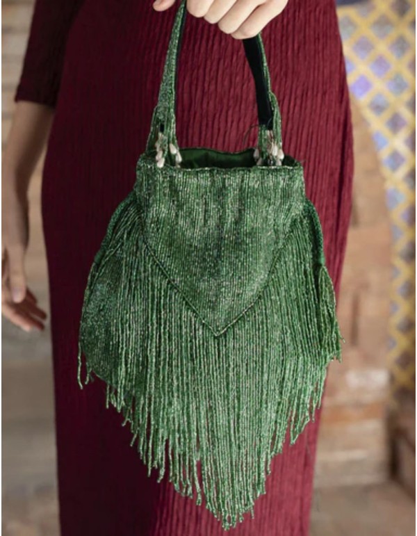 Sac en perles et franges vertes avec perles et franges