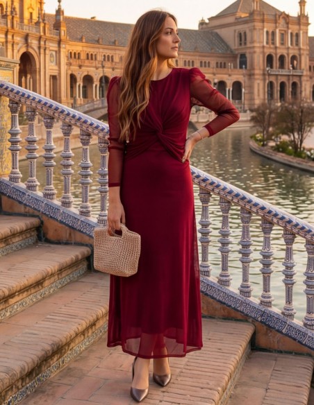 Robe midi bourgogne avec ruchés et manches en mousseline de soie