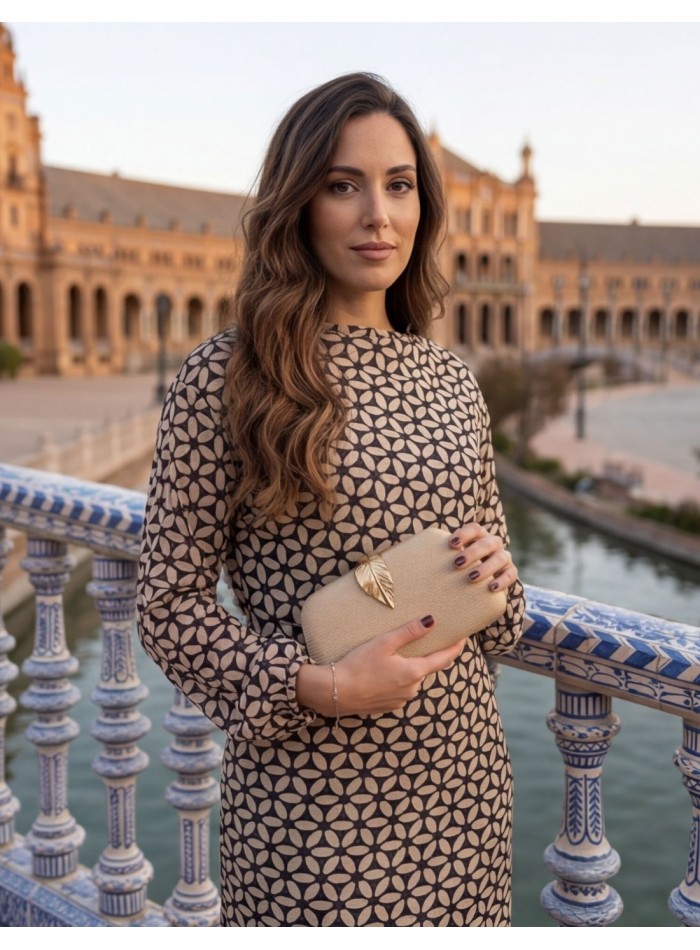 Gold Clutch Bag with Leaf Closure and Elegant...