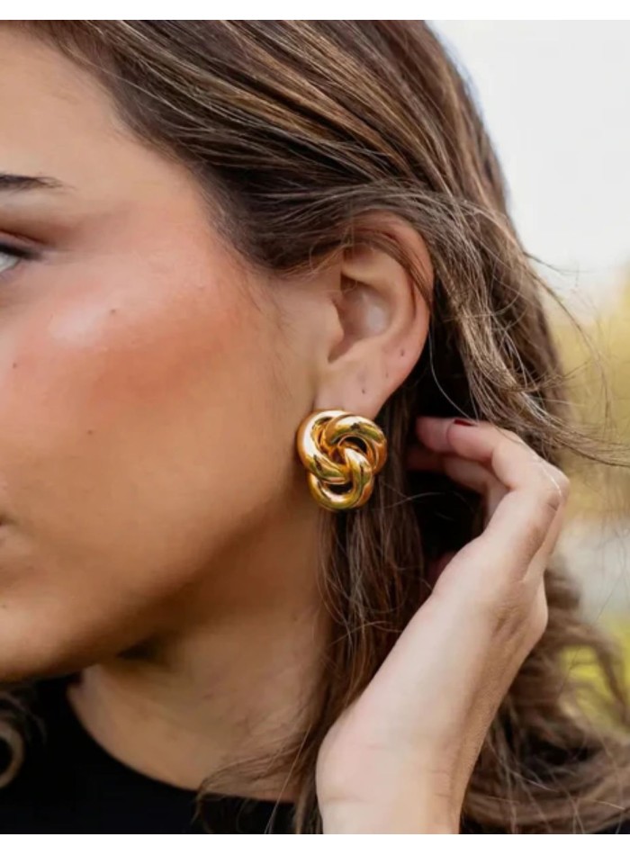 Pendientes dorados entrelazados - Invitada...