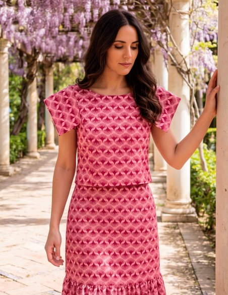 Conjunto de Invitada Estampado con Falda Midi y Manga Corta