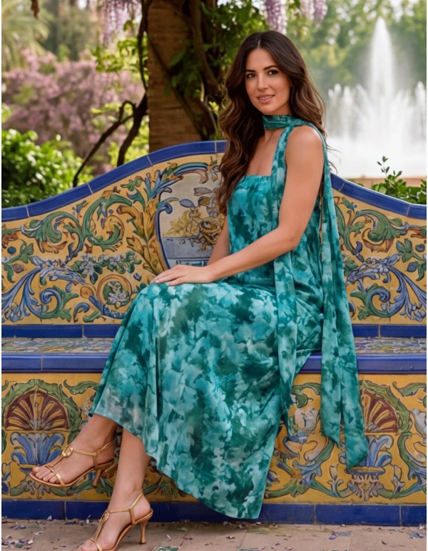 Vestido midi palabra de honor en verde estampado con foulard a juego. Ligero, elegante y muy favorecedor. 2