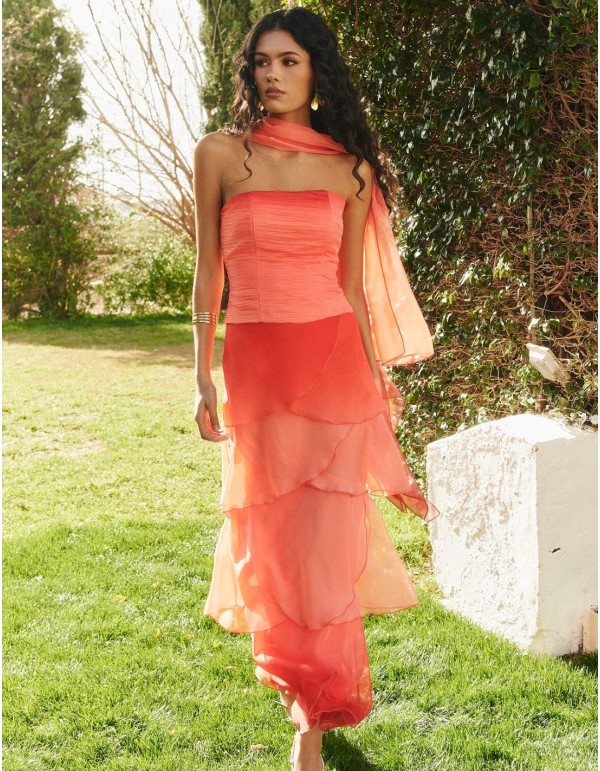 Cape en mousseline de soie vaporeuse à effet dégradé corail