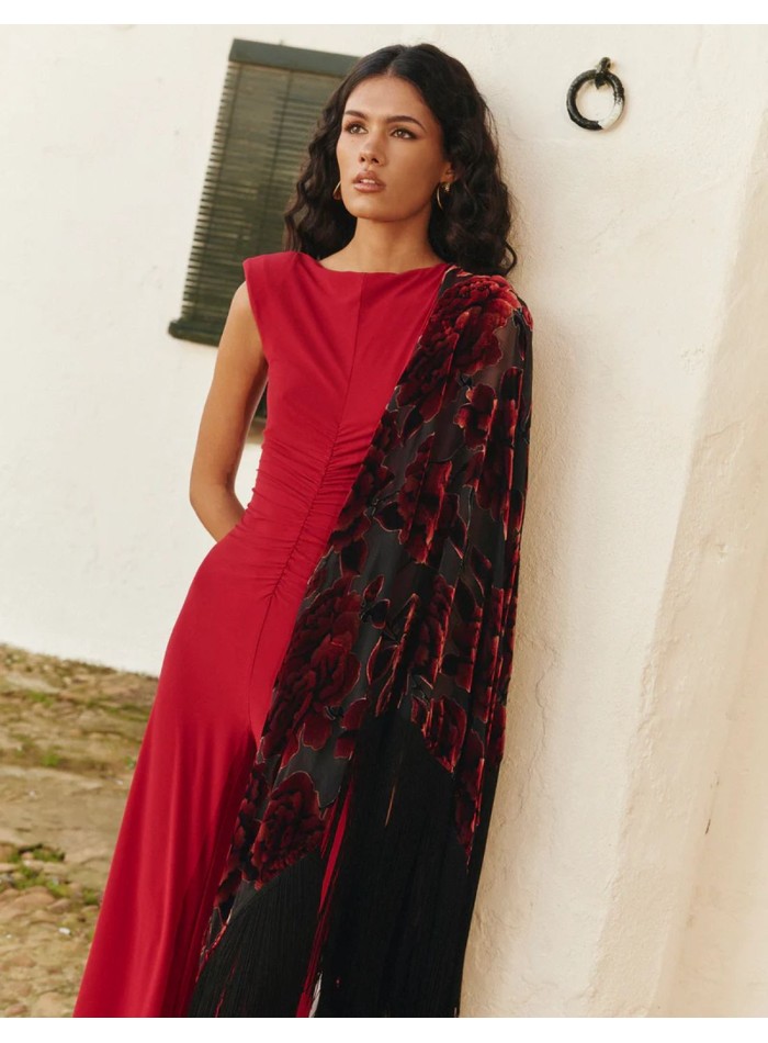 Mono de invitada con cuerpo fruncido y pantalón palazzo para feria