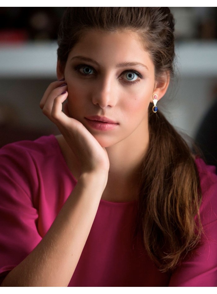 Pendientes dorados de fiesta