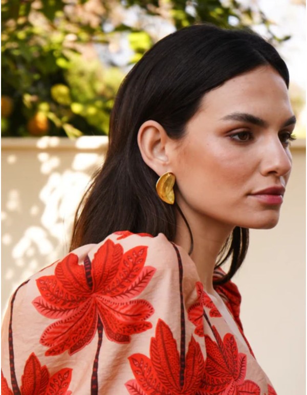 Boucles d'oreilles plaquées or avec motif à double feuille 2