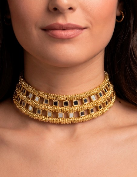 Fine rigid choker with mirror: the perfect dainty necklace for elegant guests