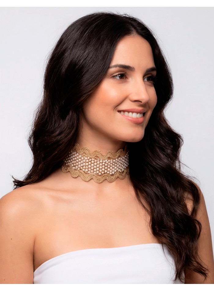 Choker dorado con perlitas para invitada elegante