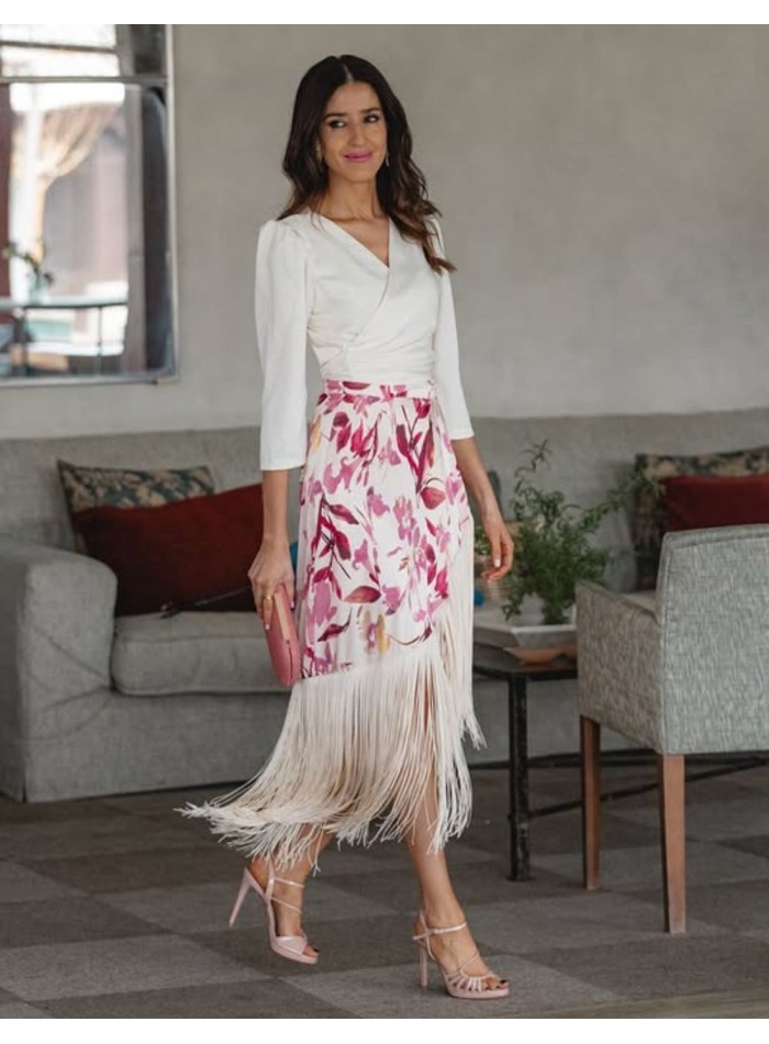 Ensemble blouse et jupe imprimées, drapées sur...