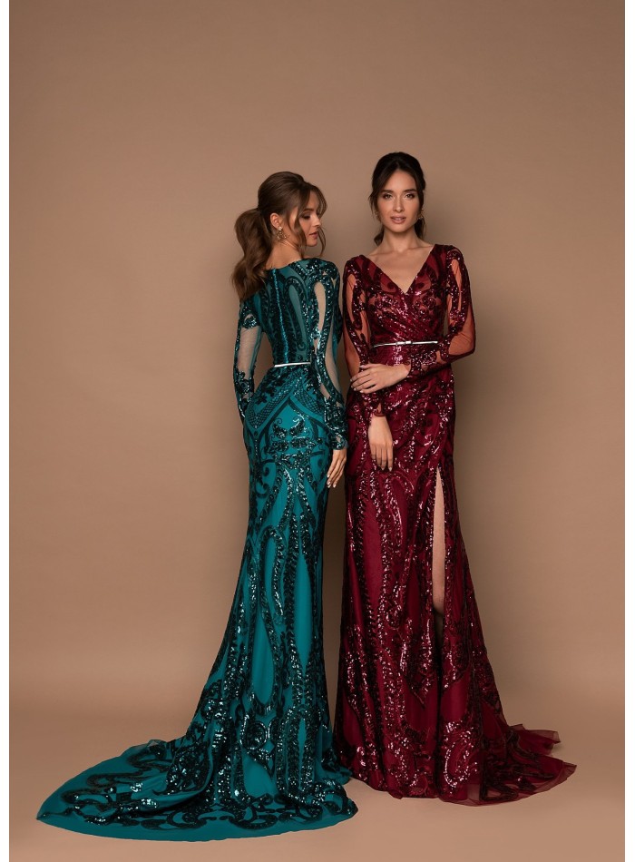 Maxi sequined party dress with V-neck and side opening