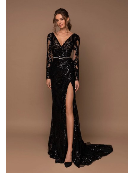 Vestido de gala largo con lentejuelas y manga larga bordada