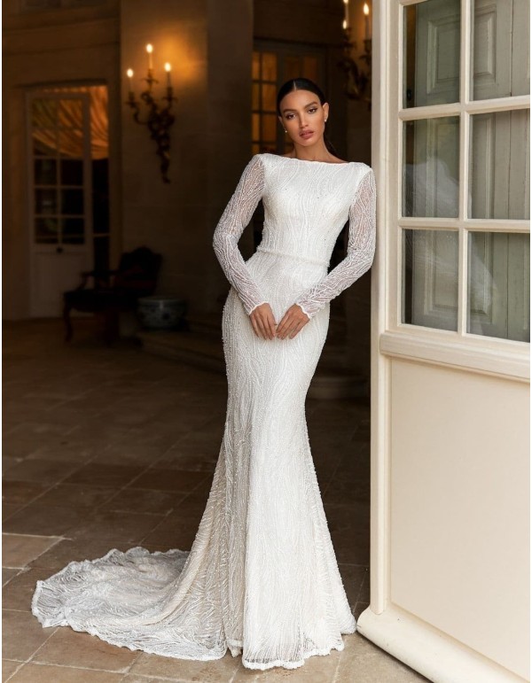 Wedding dress with long sleeves in mermaid cut with rhinestone embroidery 2