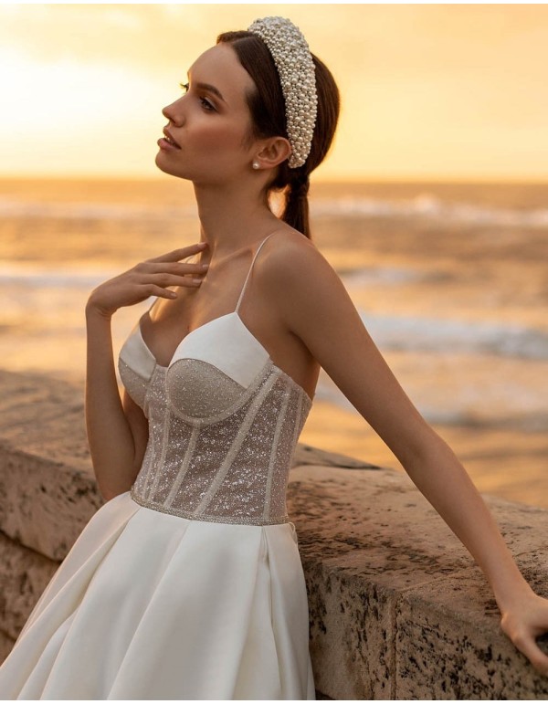 Bandeau de fête orné de perles 2