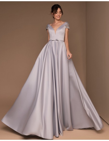 Vestido de fiesta largo en satén con espalada efecto tatuaje de pedrería-2