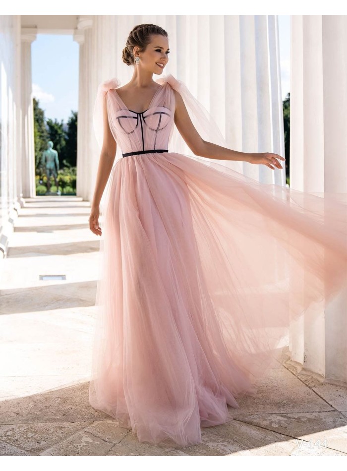 Vestido de fiesta largo con cuerpo tipo corsé realizado en tul EMABRIDE - 1 