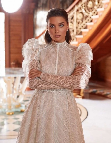 Vestido de novia con manga abullonada y espalda descubierta Pollardi Fashion Group - 2