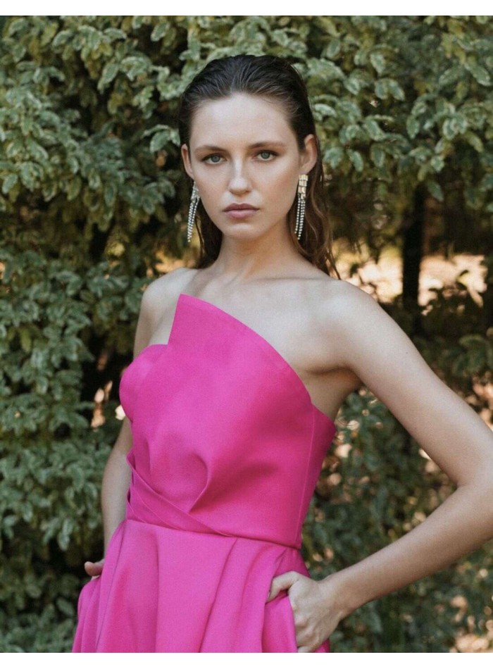 Long party dress with asymmetric neckline