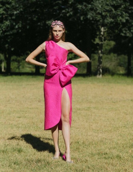 Midi dress with lacing at the waist and asymmetrical neckline