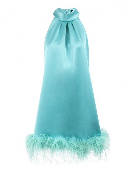 Robe de cocktail avec plumes et dos nu