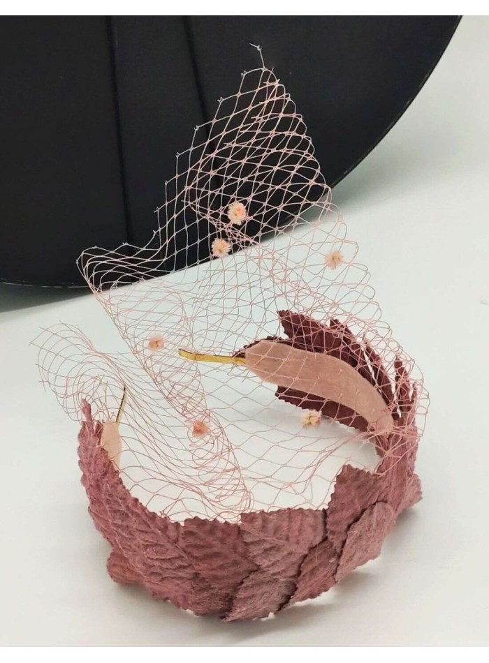 Diadema de minihojas con redecilla champagne