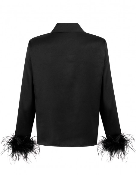 Camisa de fiesta con plumas y botón joya