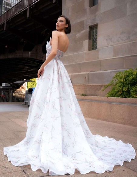 Robe longue de fête avec imprimé floral et décolleté en V plongeant