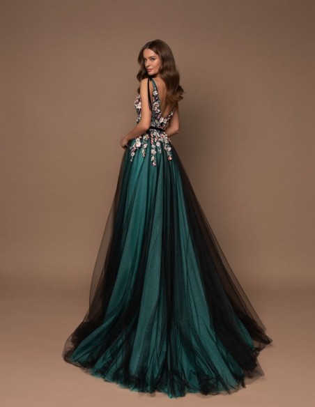 Robe longue de fête avec corsage et jupe en tulle brillant