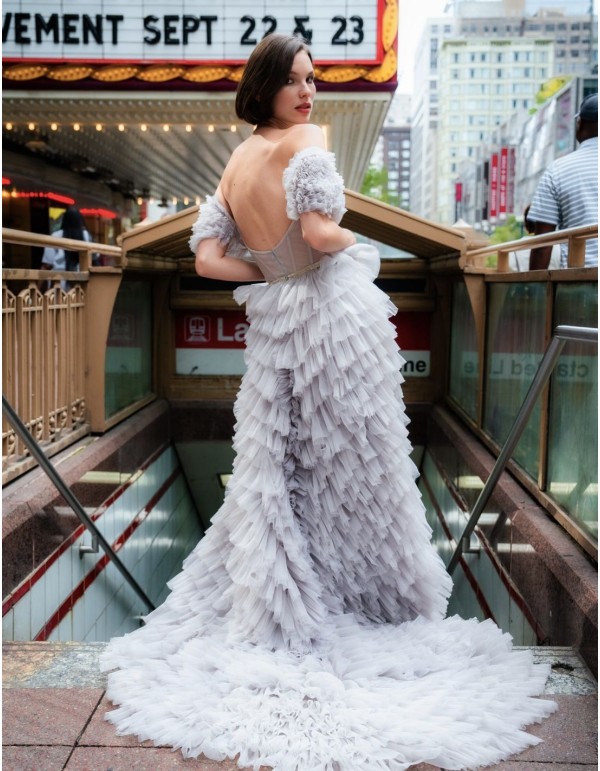 Vestido largo de fiesta con volantes de tul y cuerpo tipo corsé 2