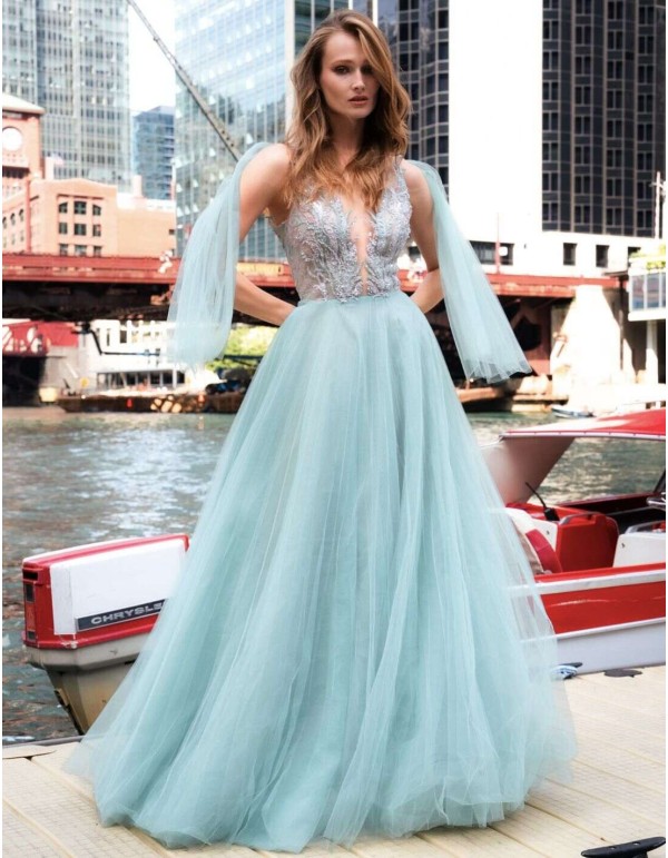 Long party dress with tulle and beading embroidery