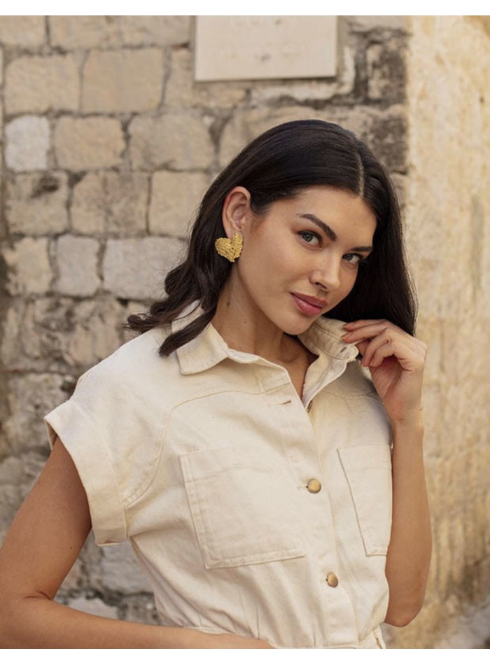 Pendientes de fiesta dorados con relieve