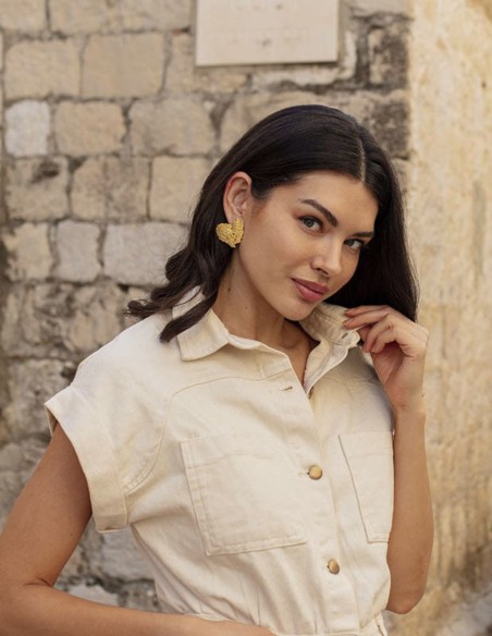 Gold party earrings with relief