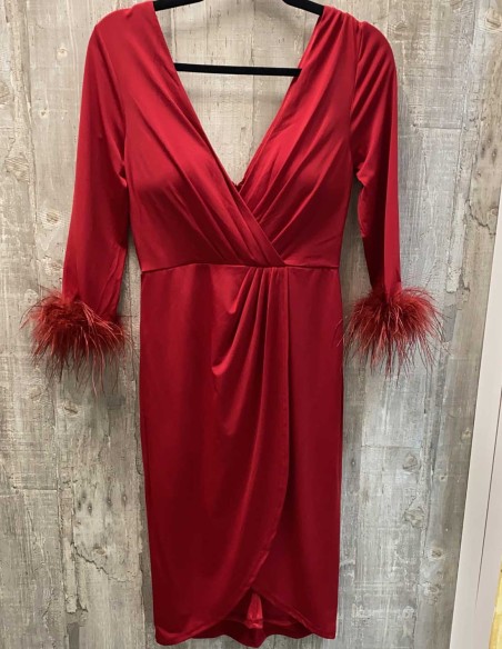 Cocktail dress with French sleeves and feathers