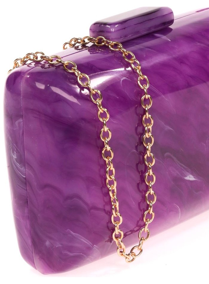 Bolso de fiesta nacarado con bordes redondeados