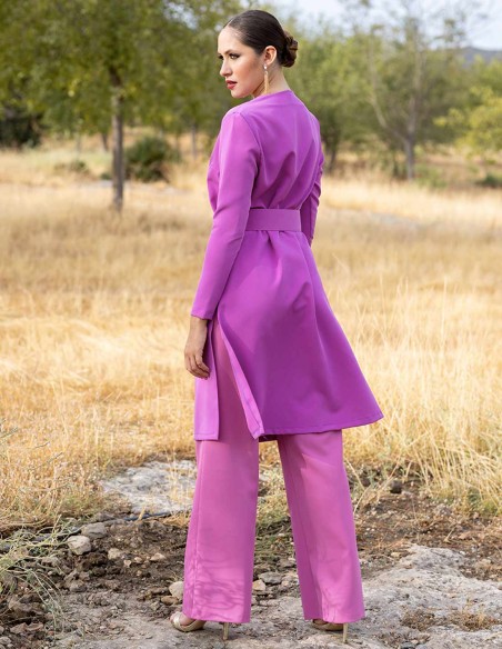 Conjunto de fiesta de levita y pantalón campana en color rosa