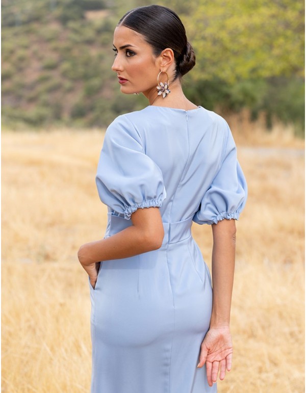 Robe midi pastel avec fente centrale et décolleté 2