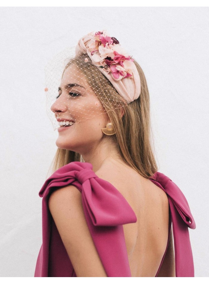 Pink knotted headband with preserved flowers
