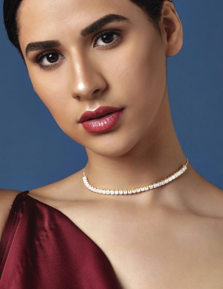 Choker de invitada de cristales con baño de oro