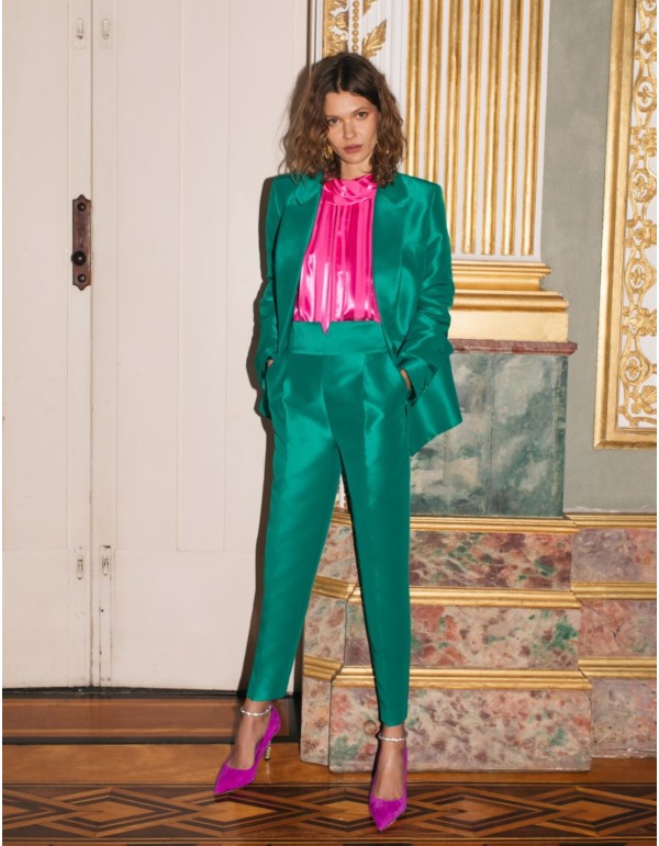 Pantalon long de fête avec plis et ceinture haute