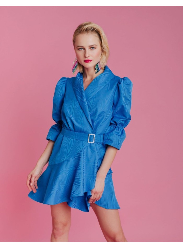 Vestido de fiesta corto azul con cinturón joya