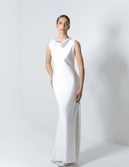 Robe de mariée à dos drapé