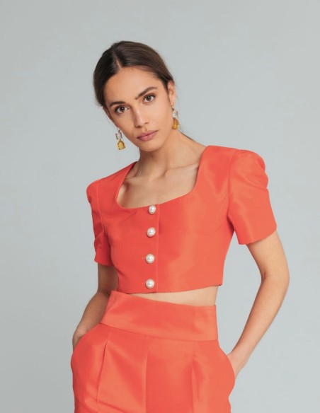 Short sleeve crop top with pearl buttons