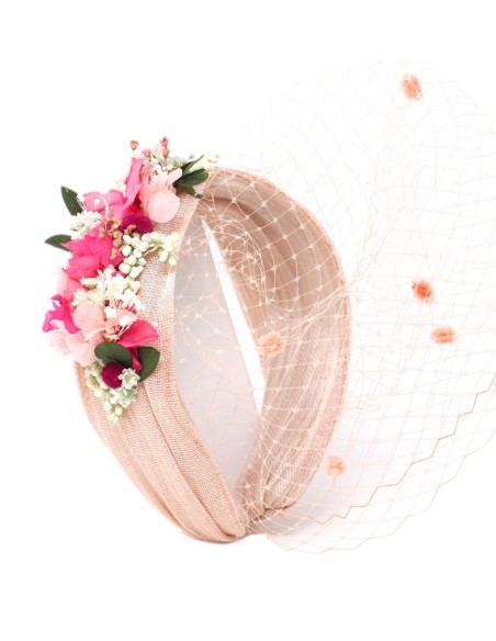 Pink cross headband for guest with preserved flowers for party